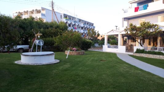 Hotel Margarita Beach Garden