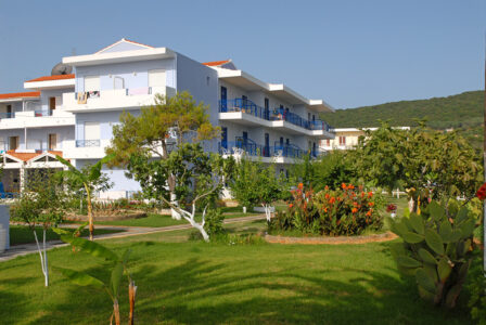 Hotel Margarita Beach Garden