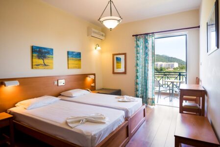 Hotel Margarita Beach Room